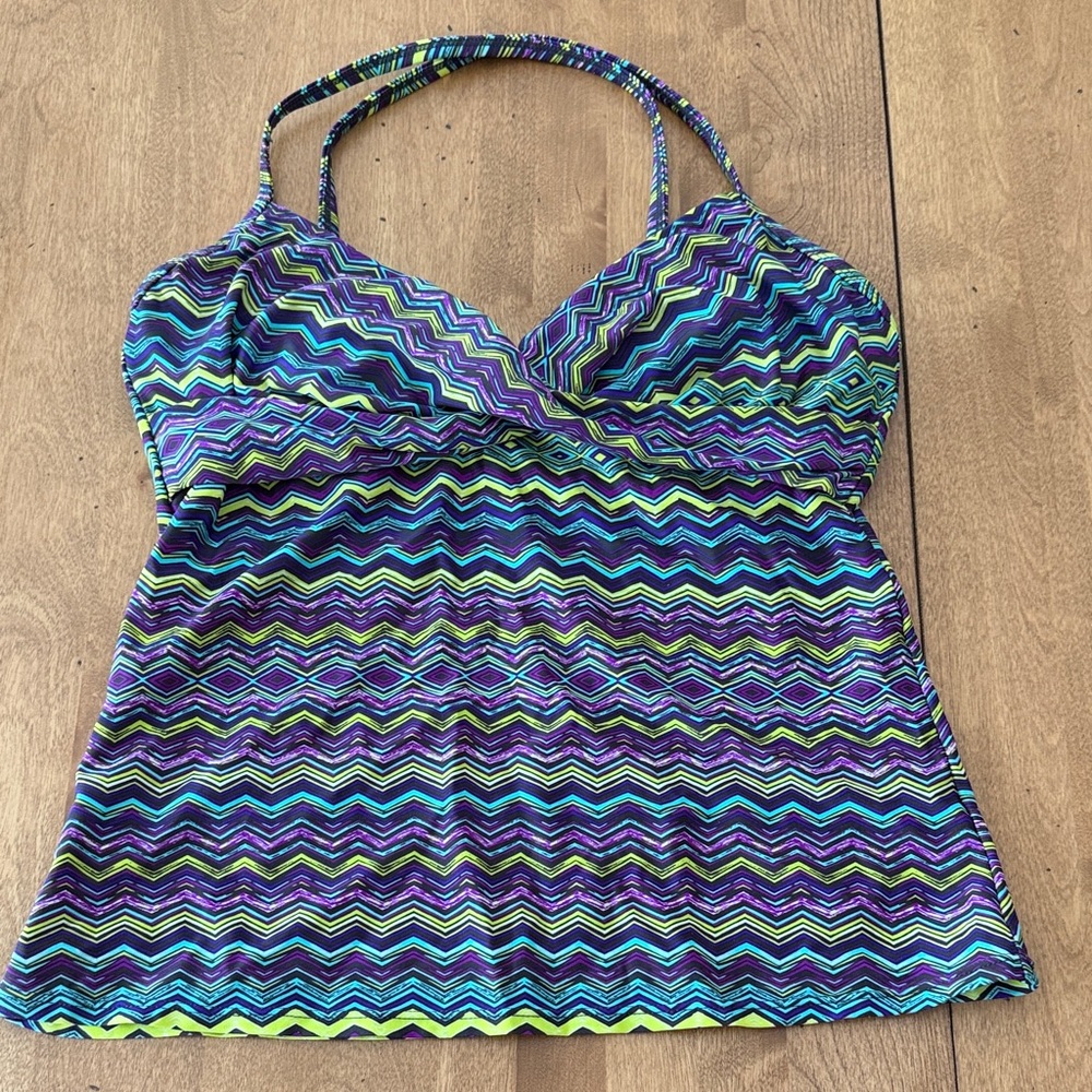 Athleta Geometric Print Tankini Top Size 36 B/C